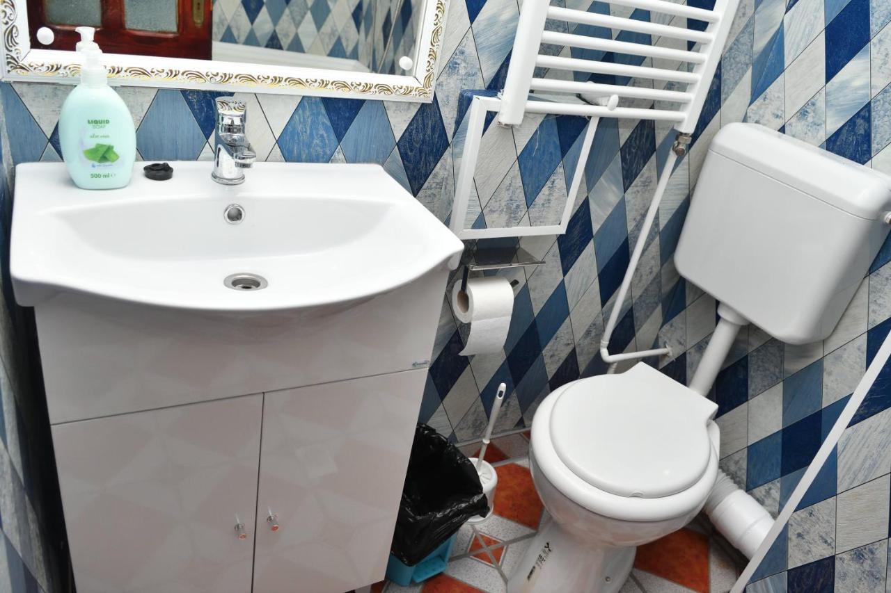 Hostel Casa Simescu I Caransebeş Exteriér fotografie
