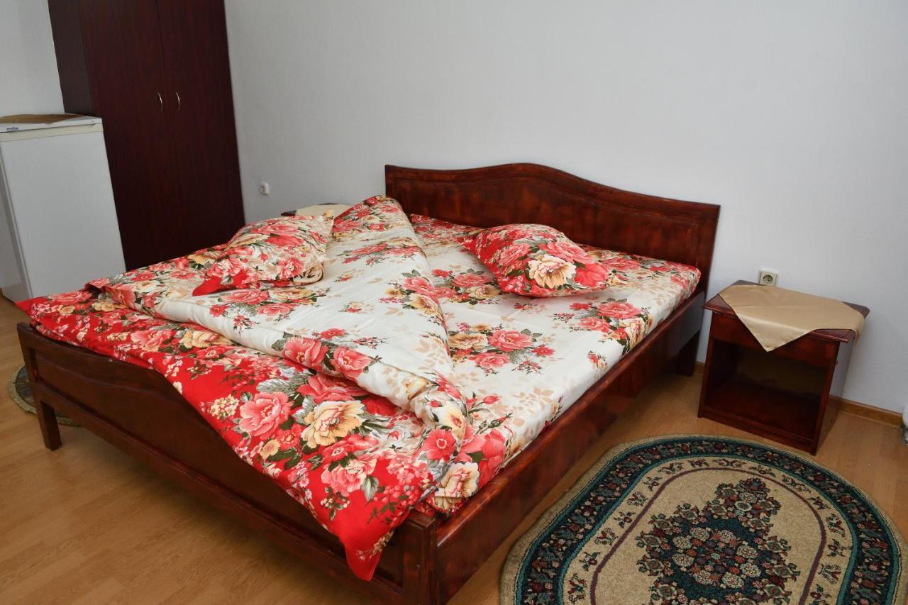 Hostel Casa Simescu I Caransebeş Exteriér fotografie