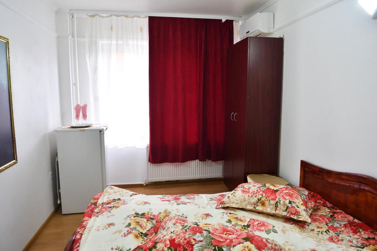 Hostel Casa Simescu I Caransebeş Exteriér fotografie
